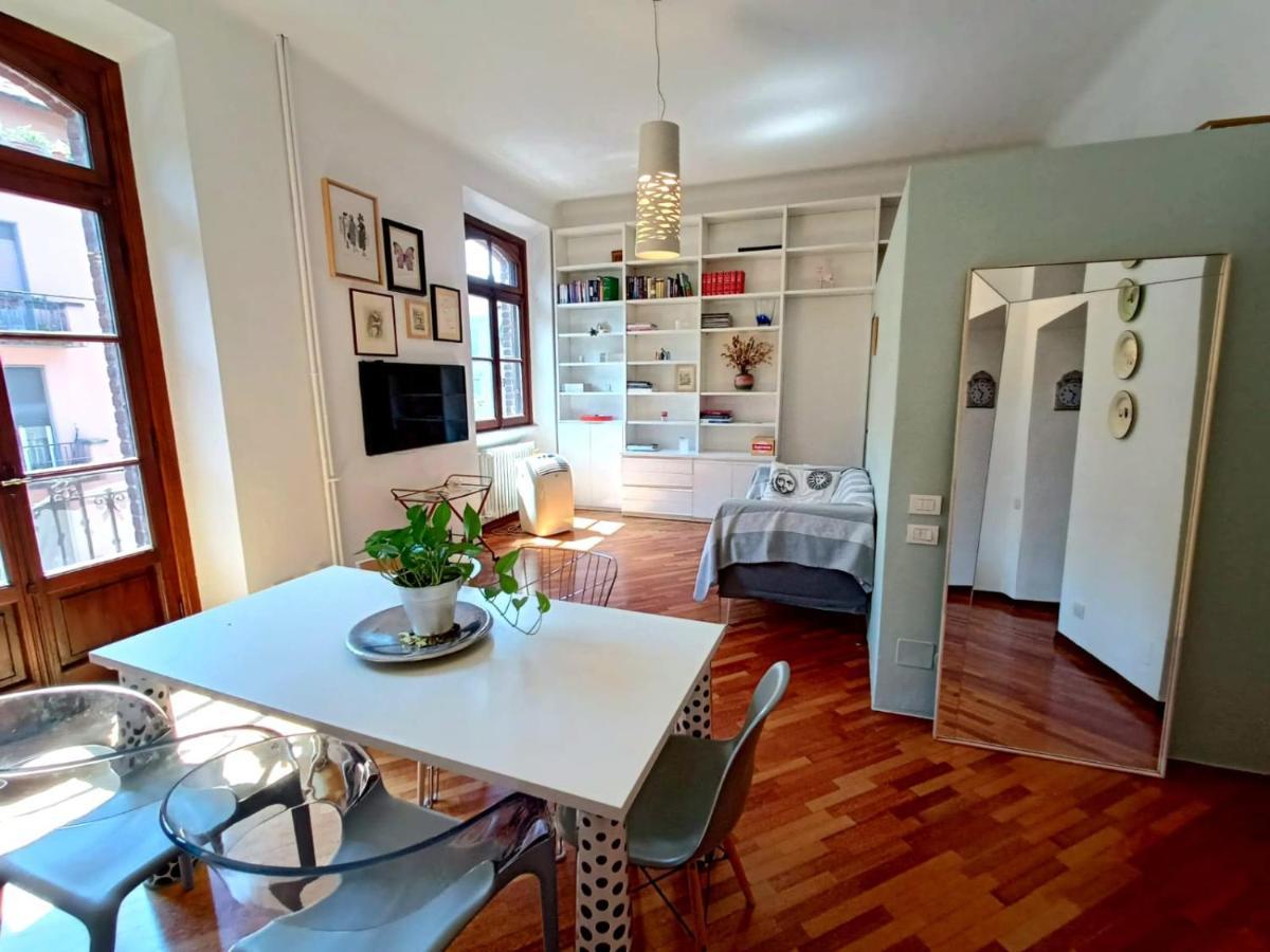 Charming Design Apartment Into Navigli District Milan Extérieur photo