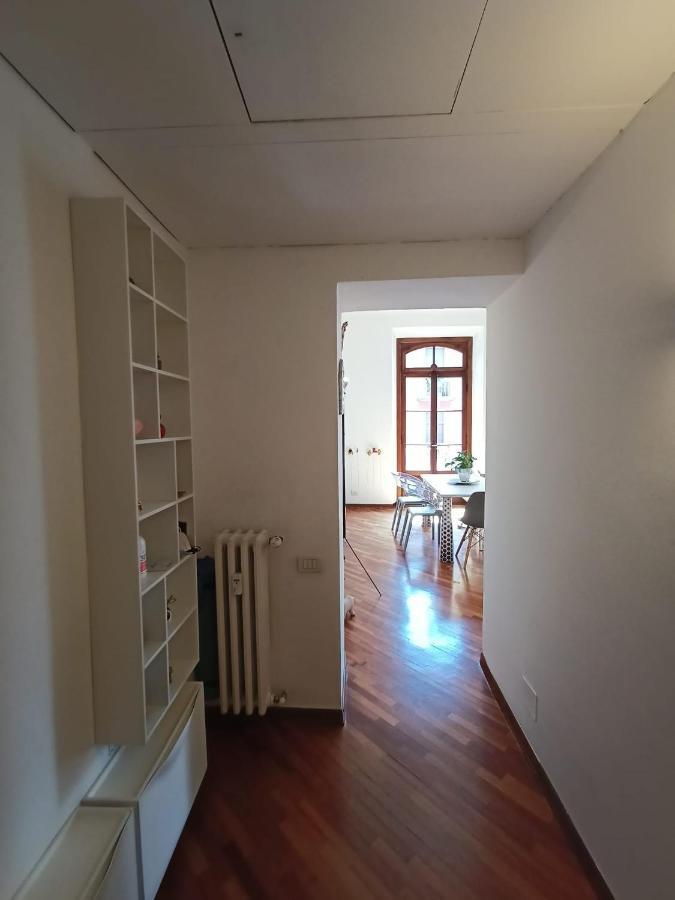 Charming Design Apartment Into Navigli District Milan Extérieur photo