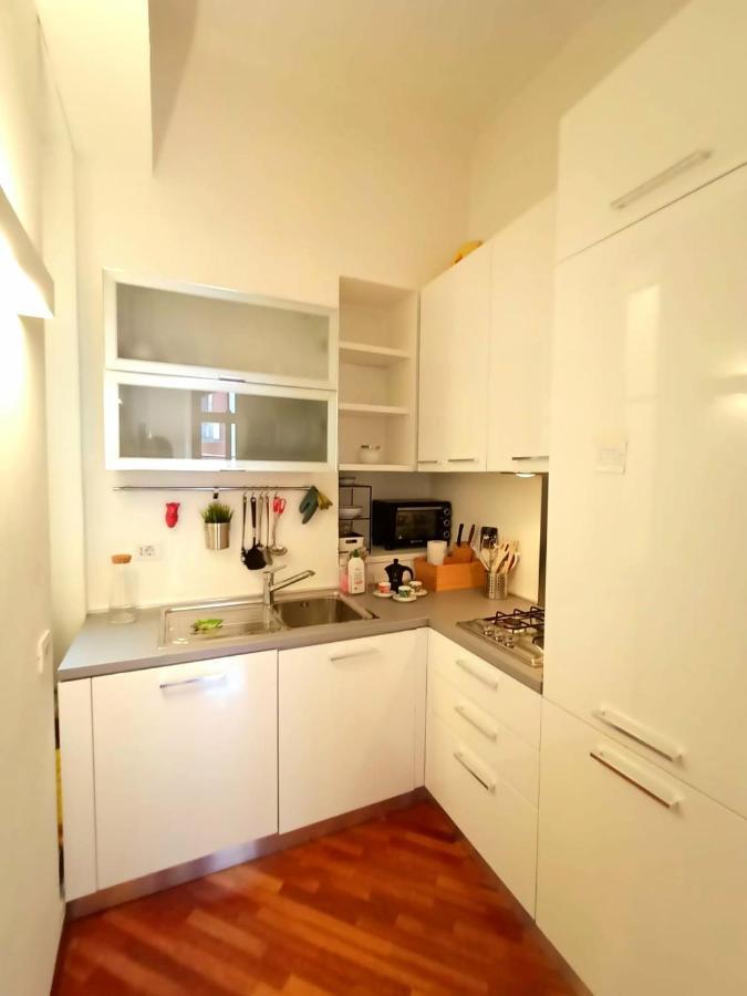 Charming Design Apartment Into Navigli District Milan Extérieur photo